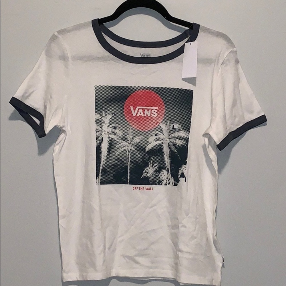 ❌SOLD❌VANS• Unisex • T-shirt • Size Large• NWT